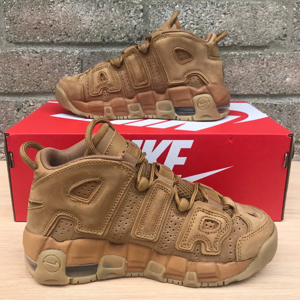 Kids Nike Air More Uptempo Flax Gum sole Sz 3.5Y - Picture 2 of 8